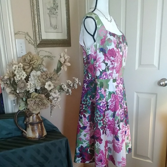 DRESS BARN DRESS - Picture 3 of 7